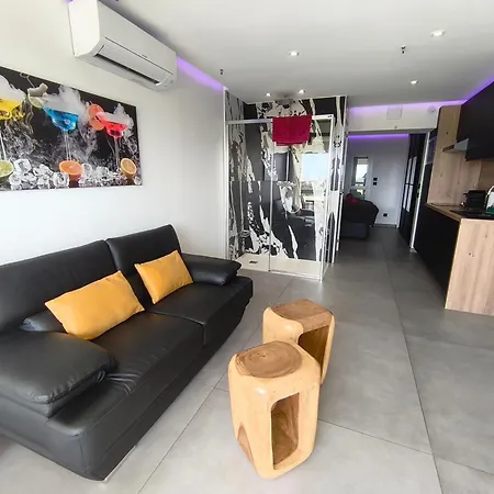 Appartement Coursive Port Nature 4, Vue Mer, Face Au Waiki - Village Naturiste Cap D'agde *